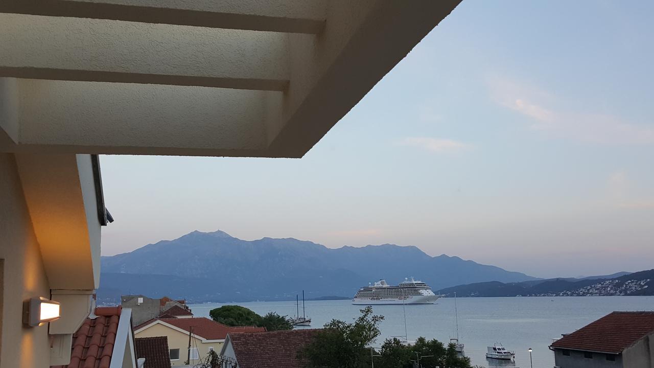 Apartments Villa Swissmonte Herceg Novi Exterior foto